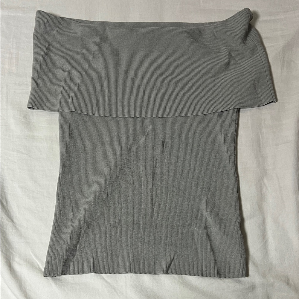 Wilfred Vertou Light Gray Off the Shoulder Sweater